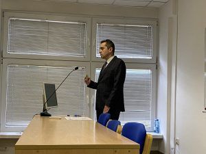 Wykład Dziekana dra Przemysława Furgacza dla ostrowieckiej młodzieży