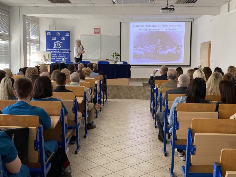 Uczelniane Obchody Międzynarodowego Dnia Pielęgniarek