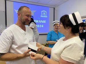 Studenci Pielęgniarstwa odebrali czepki